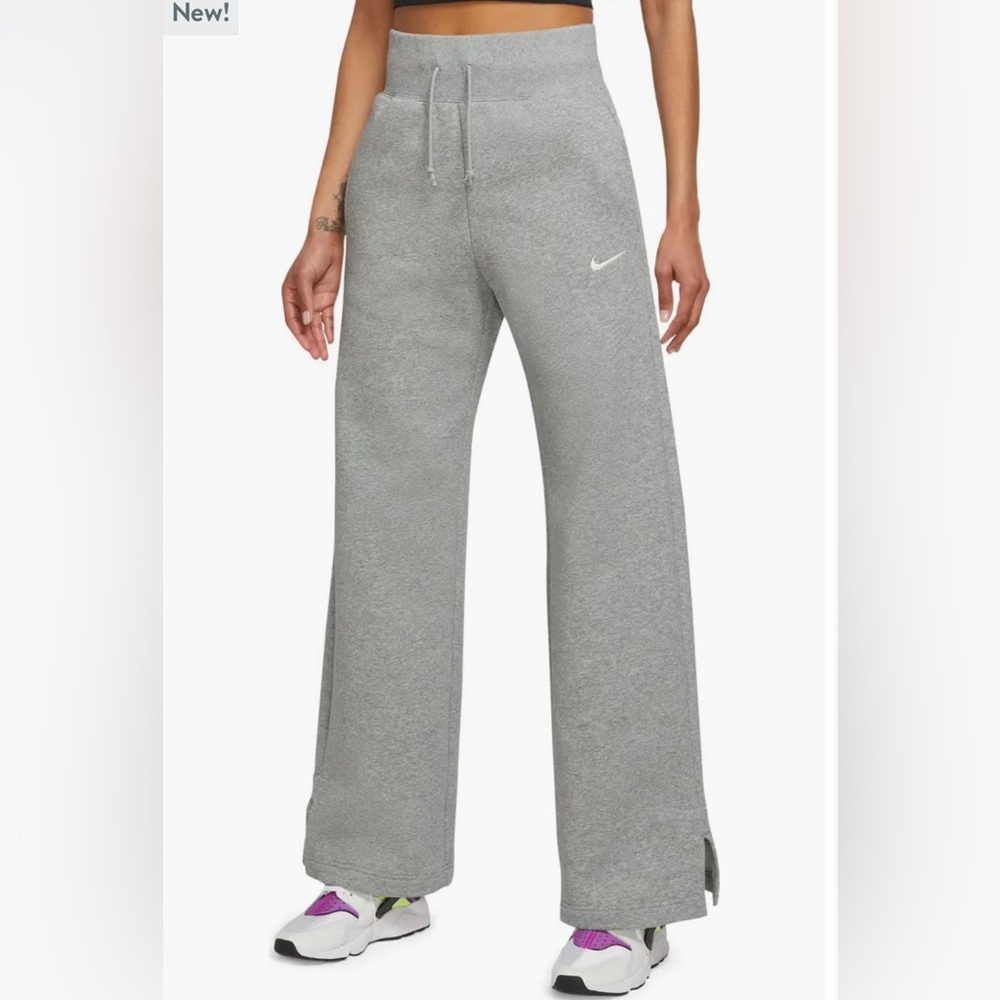 Nike Sportswear Phoenix High Waist Wide Leg Sweatpant grey size small